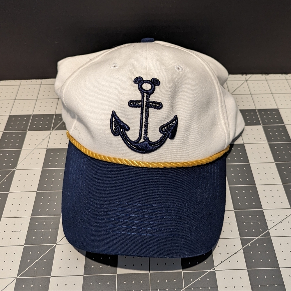 NWT Walt Disney World Yacht Club Resort Anchor Mickey Baseball Cap /  Dad Hat
